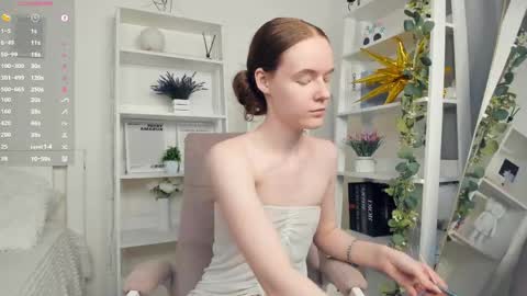 Snapshot of erline_may chatting on May 21, 8:54 am Sofia online show from May 21, 8:54 am