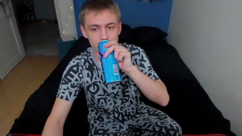 Max online show from January 16, 12:02 am