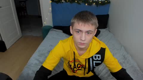 Max online show from January 17, 4:06 am