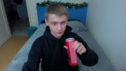 Max online show from January 23, 2:55 am