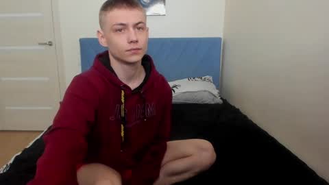 Max online show from March 12, 1:14 am