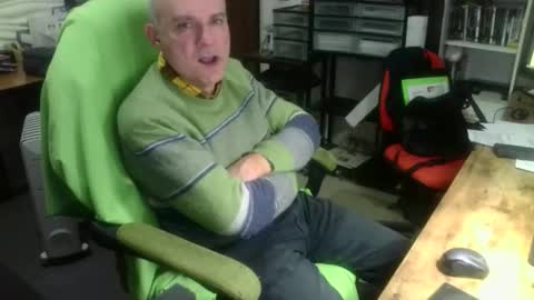 ernello online show from October 4, 8:40 pm