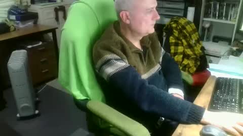 ernello online show from October 15, 4:56 am