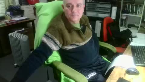 ernello online show from November 28, 10:12 pm