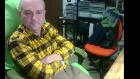 ernello online show from January 17, 7:50 pm
