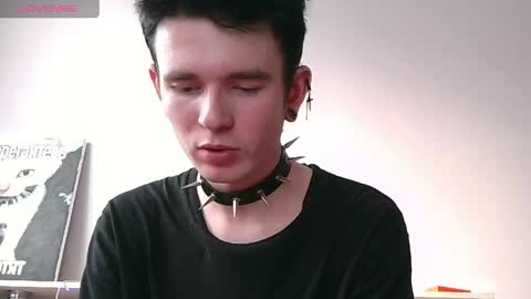 Snapshot of ernest_ice chatting on March 28, 2:05 pm Ernest online show from March 28, 2:05 pm