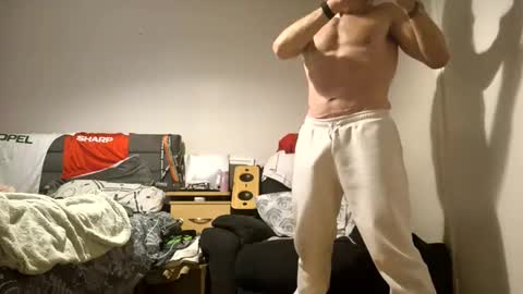 Ernie online show from December 14, 8:02 pm