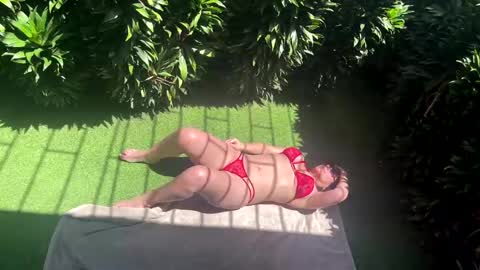 April online show from March 3, 6:22 pm