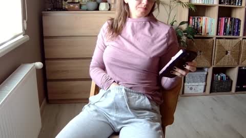 Melissa   online show from December 20, 12:16 pm