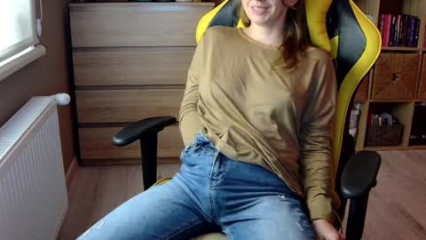 Melissa   online show from December 22, 1:55 pm
