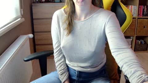 Melissa   online show from December 23, 4:17 pm