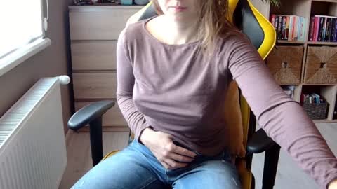 Melissa   online show from December 26, 10:16 am
