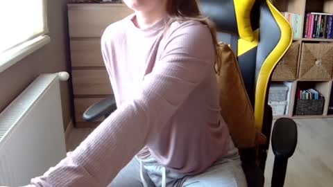 Melissa   online show from January 10, 12:26 pm