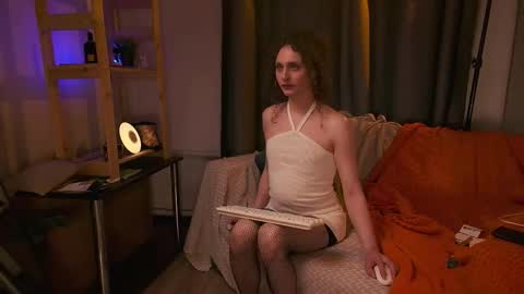 Rachel Rach online show from December 2, 4:57 pm