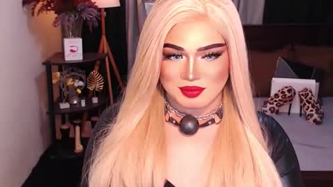 Anastasia online show from December 14, 3:58 pm