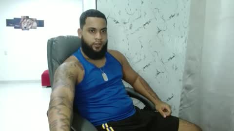 Snapshot of eroticoblack chatting on February 21, 2:56 am Eroticoblack online show from February 21, 2:56 am
