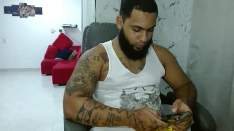 Snapshot of eroticoblack chatting on February 25, 2:54 am Eroticoblack online show from February 25, 2:54 am
