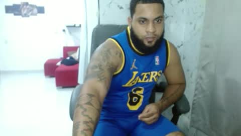 Snapshot of eroticoblack chatting on March 2, 3:09 am Eroticoblack online show from March 2, 3:09 am
