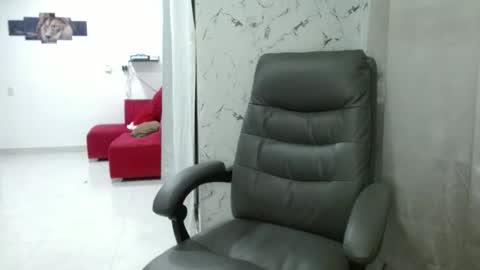 Snapshot of eroticoblack chatting on March 20, 4:50 am Eroticoblack online show from March 20, 4:50 am