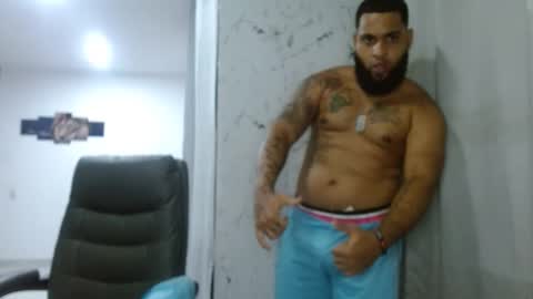 Snapshot of eroticoblack chatting on March 25, 4:29 am Eroticoblack online show from March 25, 4:29 am