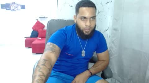 Snapshot of eroticoblack chatting on March 26, 5:13 am Eroticoblack online show from March 26, 5:13 am
