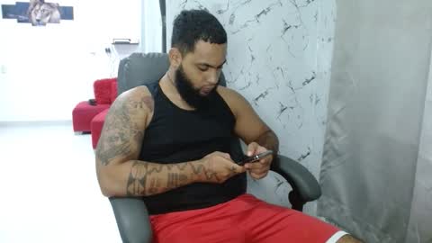 Snapshot of eroticoblack chatting on March 31, 5:19 am Eroticoblack online show from March 31, 5:19 am