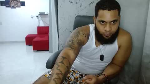 Snapshot of eroticoblack chatting on April 9, 4:56 am Eroticoblack online show from April 9, 4:56 am