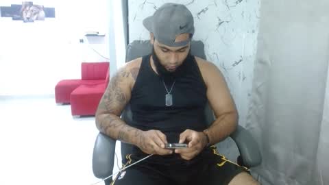 Snapshot of eroticoblack chatting on April 11, 3:11 am Eroticoblack online show from April 11, 3:11 am