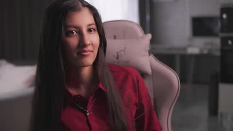 Hi Im Lori  online show from February 8, 12:30 pm