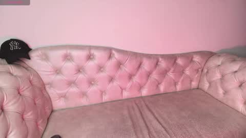 Eryx online show from September 26, 2:21 pm