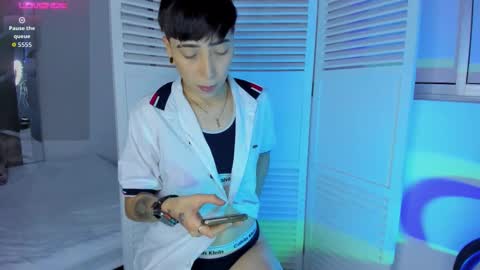 Eryx online show from November 19, 2:06 pm