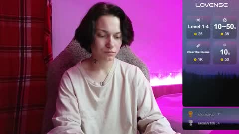 esajukyy online show from September 12, 4:07 pm