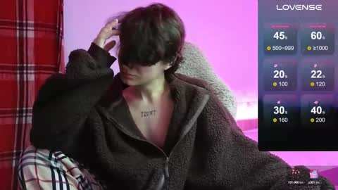 esajukyy online show from September 20, 11:33 am