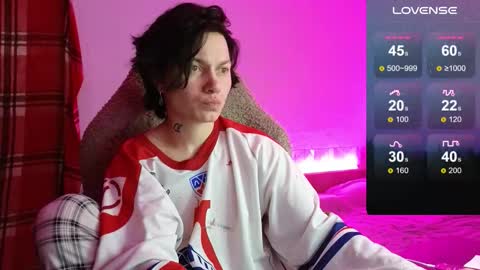 esajukyy online show from November 25, 3:01 pm