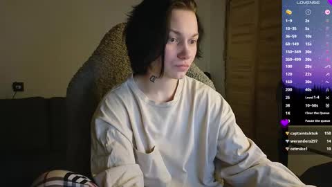 esajukyy online show from March 2, 4:36 pm