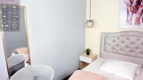 Escarlet online show from February 23, 11:40 am