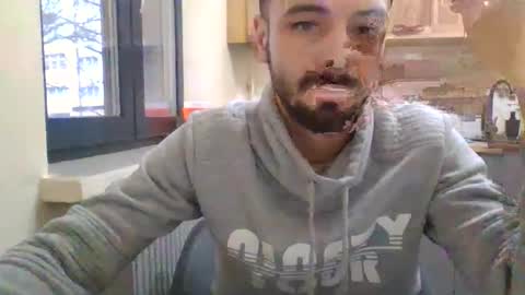 Snapshot of eshanu chatting on March 31, 4:57 am eshanu online show from March 31, 4:57 am