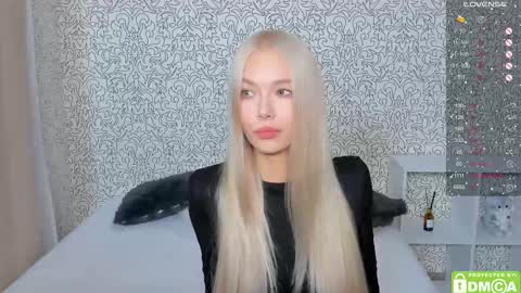 Megan and Brad online show from November 4, 5:17 am