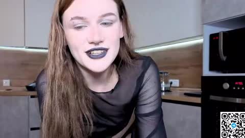 EshleGreen online show from April 24, 5:15 pm