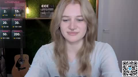 EshleGreen online show from May 22, 10:37 pm