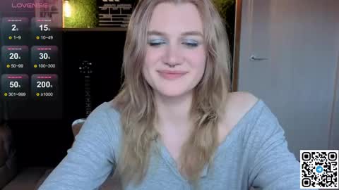 EshleGreen online show from May 29, 8:18 pm
