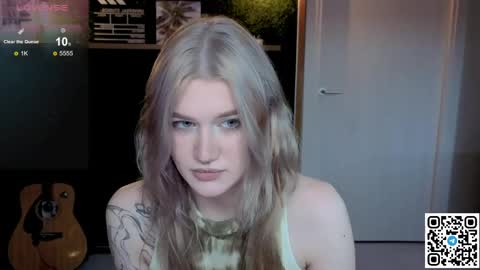 EshleGreen online show from June 2, 10:23 pm