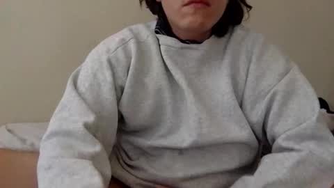 Snapshot of esiiiis chatting on February 14, 9:44 pm esiiis online show from February 14, 9:44 pm