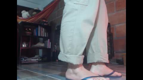 Snapshot of eskelaswd chatting on February 17, 4:20 am Eskela911 online show from February 17, 4:20 am