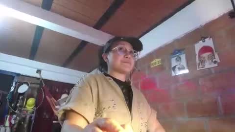 Snapshot of eskelaswd chatting on March 3, 12:50 am Eskela911 online show from March 3, 12:50 am