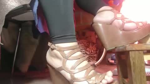 Snapshot of eskelaswd chatting on March 21, 8:19 am Eskela911 online show from March 21, 8:19 am