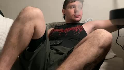 Snapshot of eskol212 chatting on October 13, 2:33 am eskol212 online show from October 13, 2:33 am