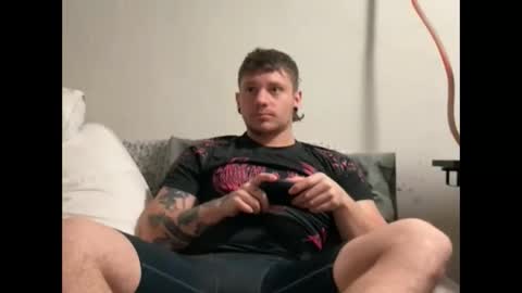 Snapshot of eskol212 chatting on October 16, 3:07 am eskol212 online show from October 16, 3:07 am