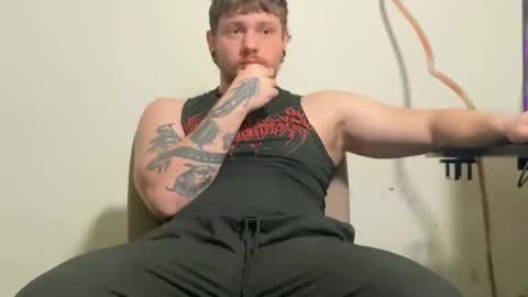 Snapshot of eskol212 chatting on November 13, 5:45 pm eskol212 online show from November 13, 5:45 pm