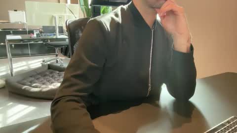 Snapshot of eskp chatting on September 10, 9:31 am eskp online show from September 10, 9:31 am